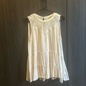 Maurices off white lace tank top.